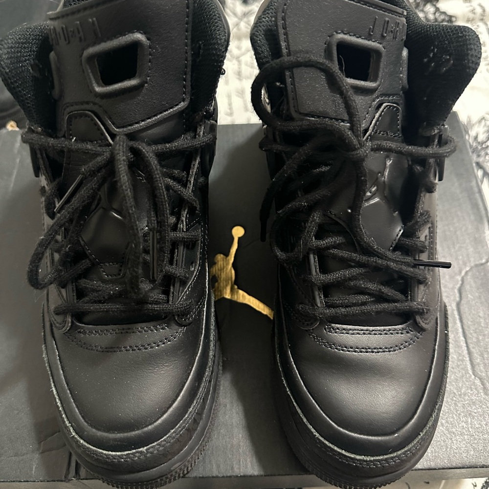 Kids Jordan Spizike sneakers